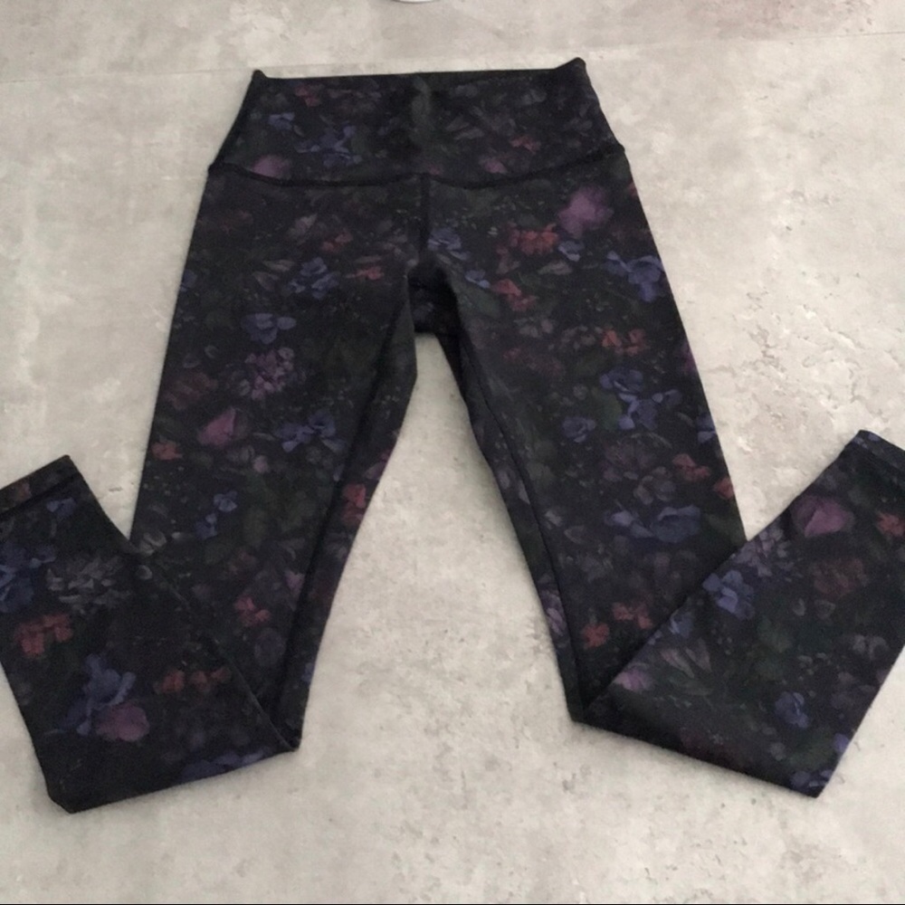 Lululemon wunder under high-rise tight size 6